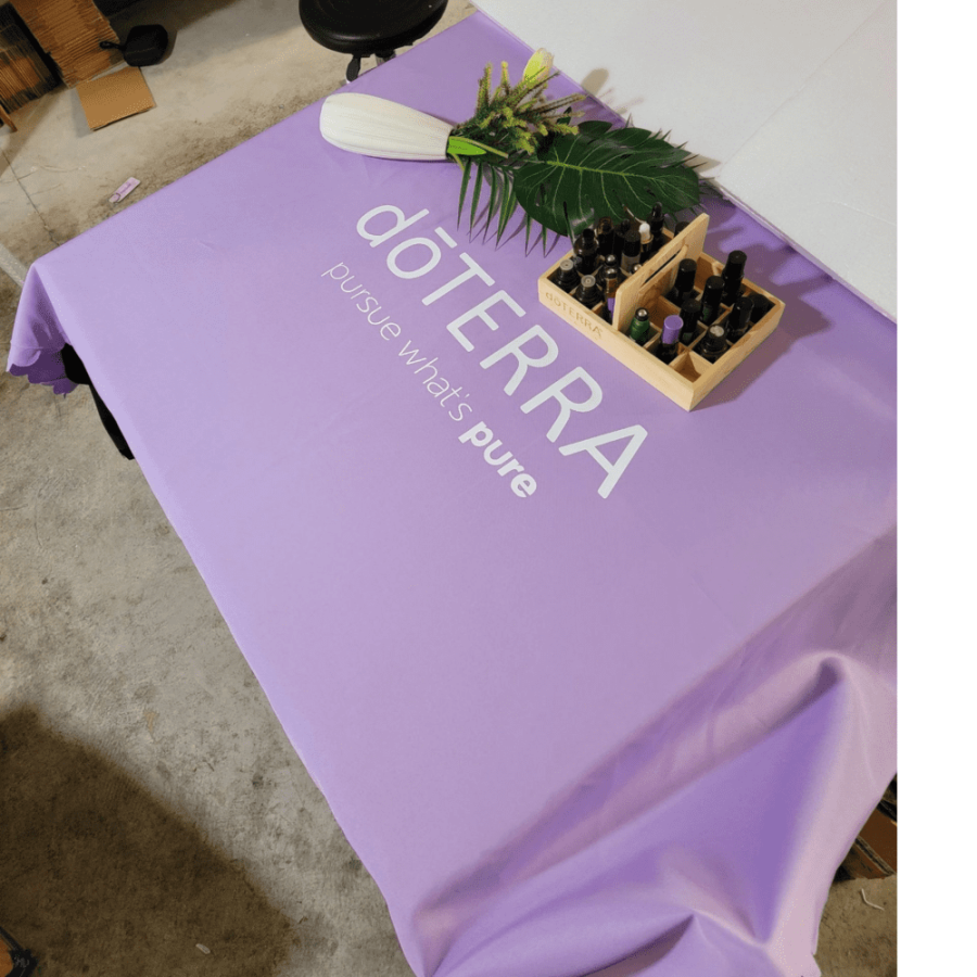 Скатерть с логотипом doTERRA для аромаклассов и презентаций